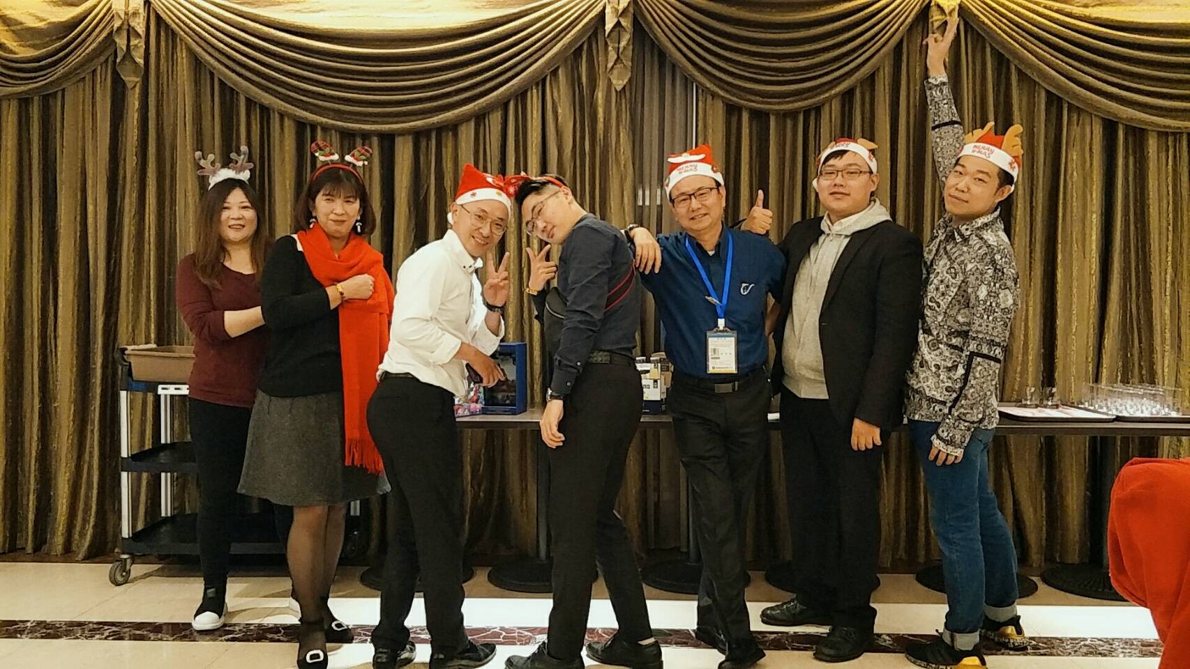 LINE_ALBUM_1091225義大天悅飯店聖誕趴_220913_31