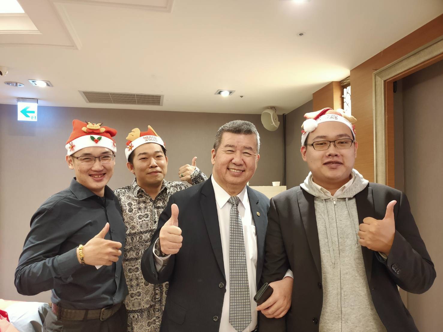 LINE_ALBUM_1091225義大天悅飯店聖誕趴_220913_71