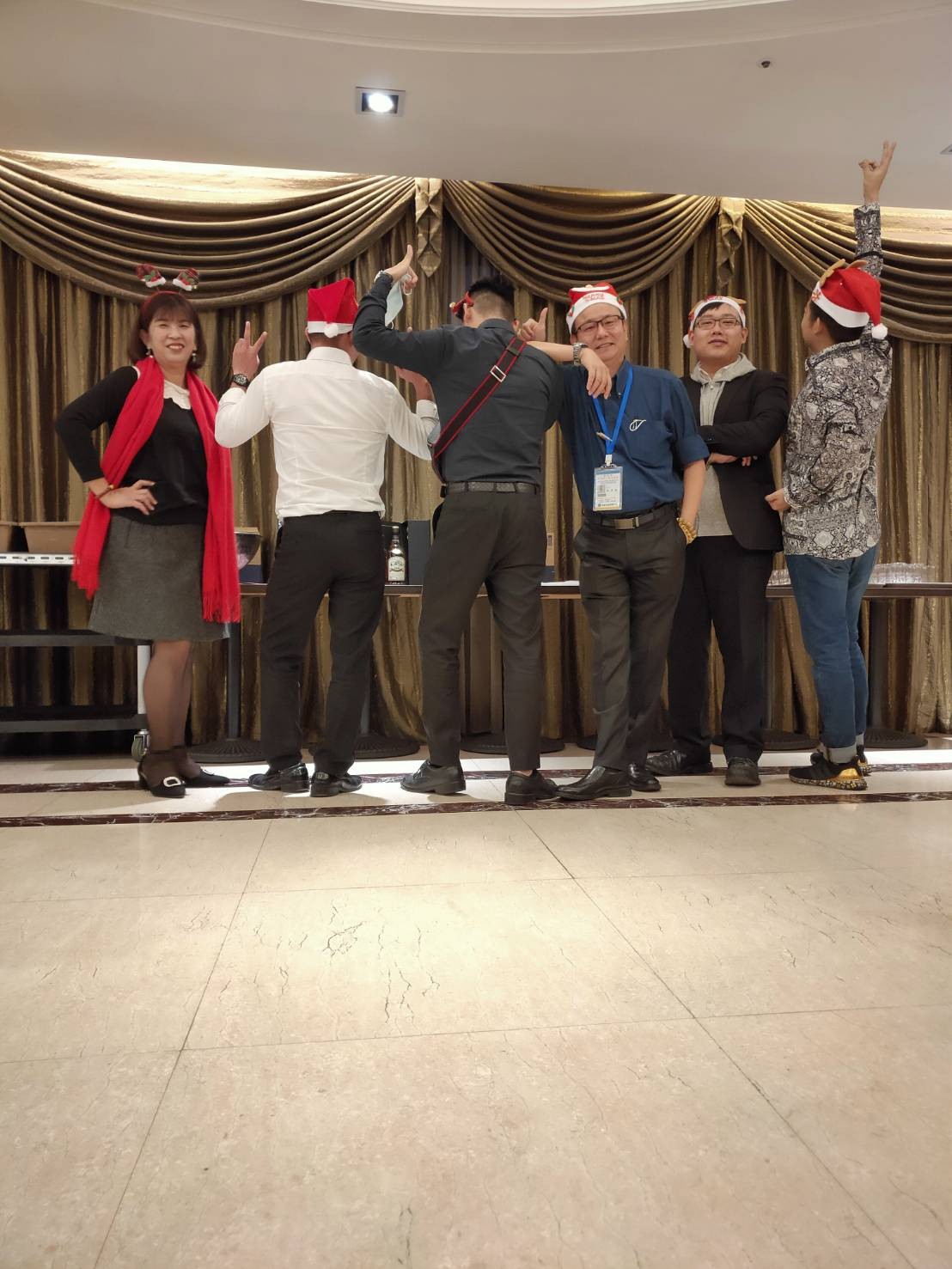 LINE_ALBUM_1091225義大天悅飯店聖誕趴_220913_117