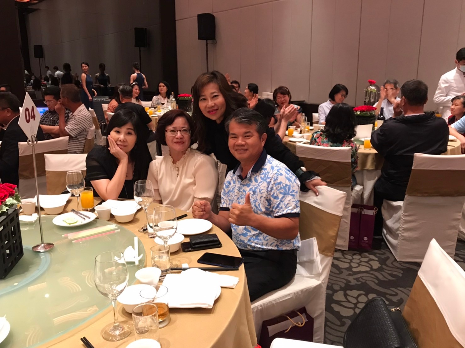 LINE_ALBUM_110423國王皇后春酒晚會_220913_0
