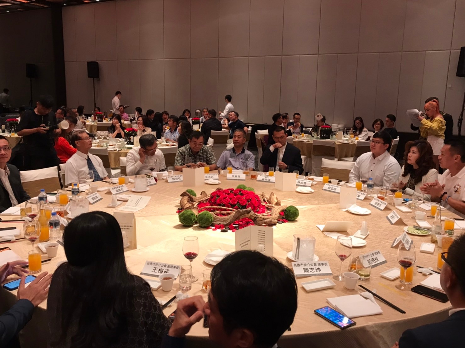LINE_ALBUM_110423國王皇后春酒晚會_220913_24