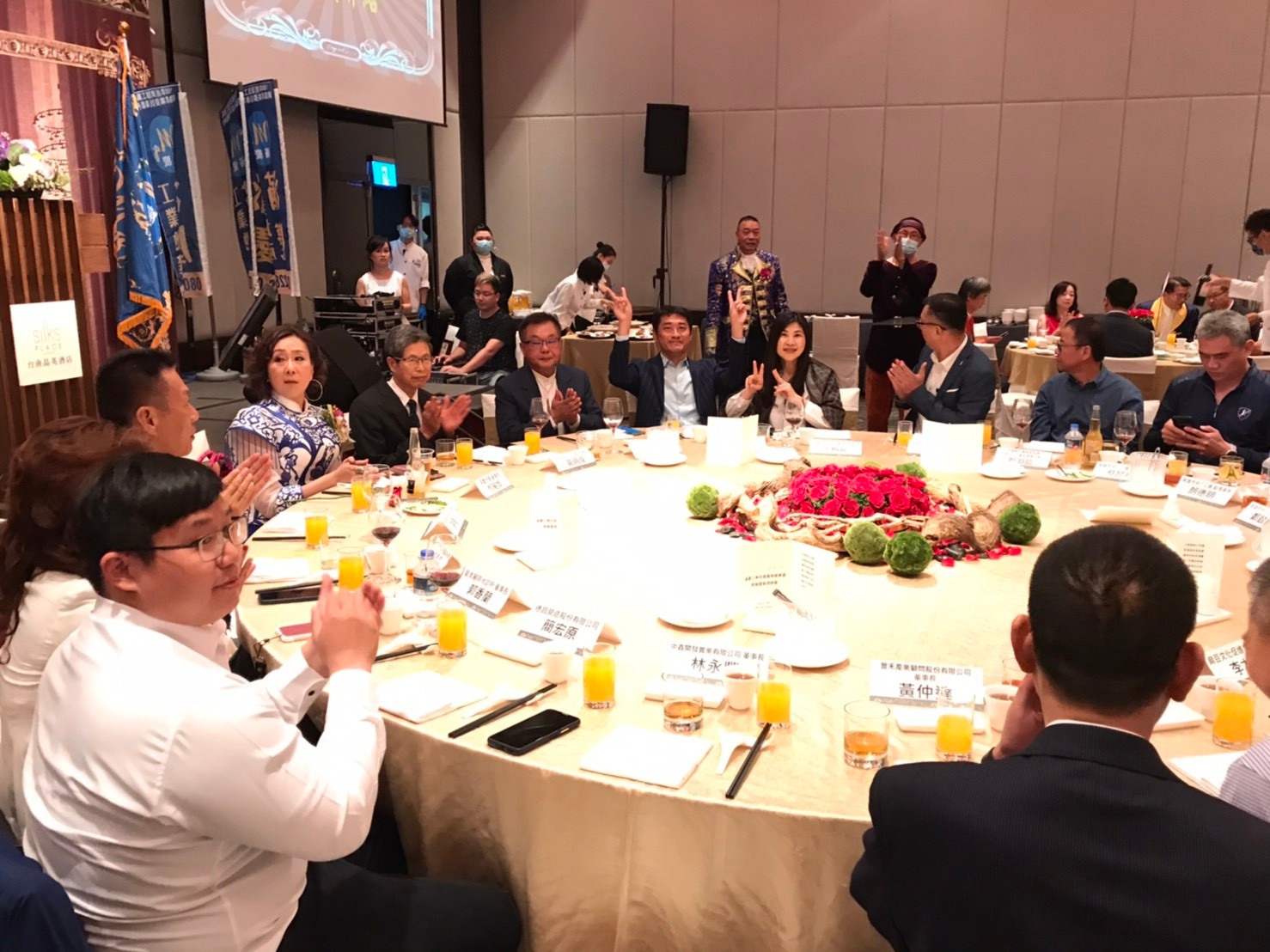 LINE_ALBUM_110423國王皇后春酒晚會_220913_27