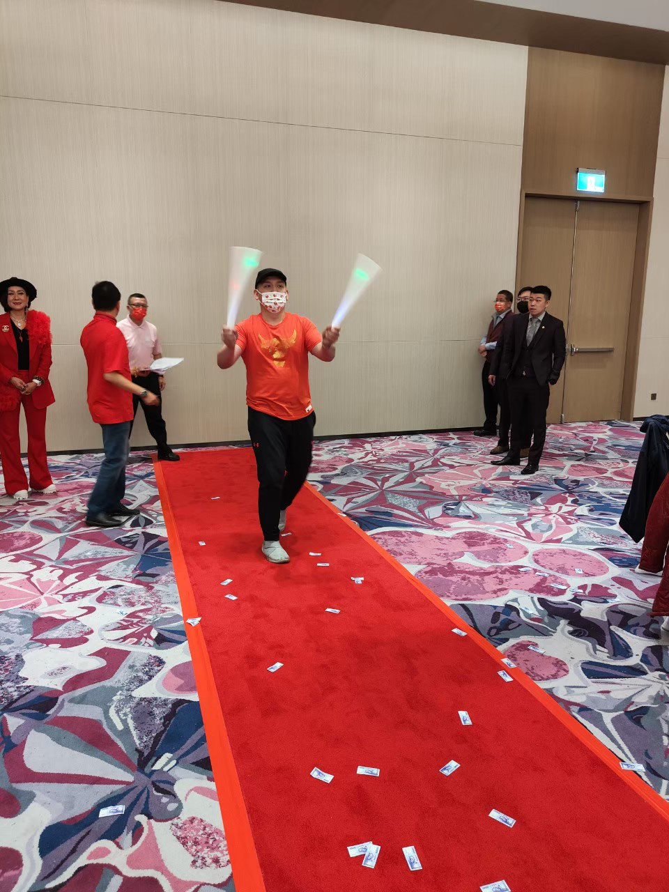 LINE_ALBUM_111121滿慶尾牙晚會_220913_96