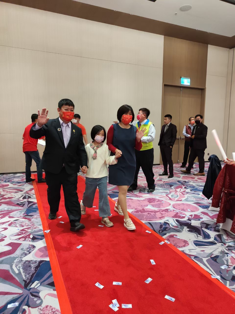 LINE_ALBUM_111121滿慶尾牙晚會_220913_98