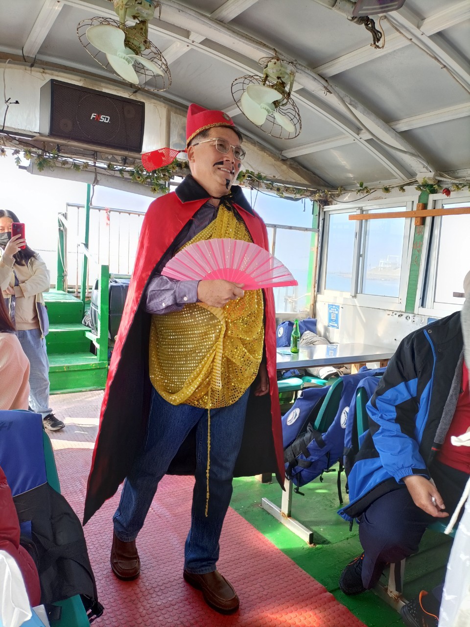 LINE_ALBUM_1111231跨年暨榮團會兩日遊_230213_36