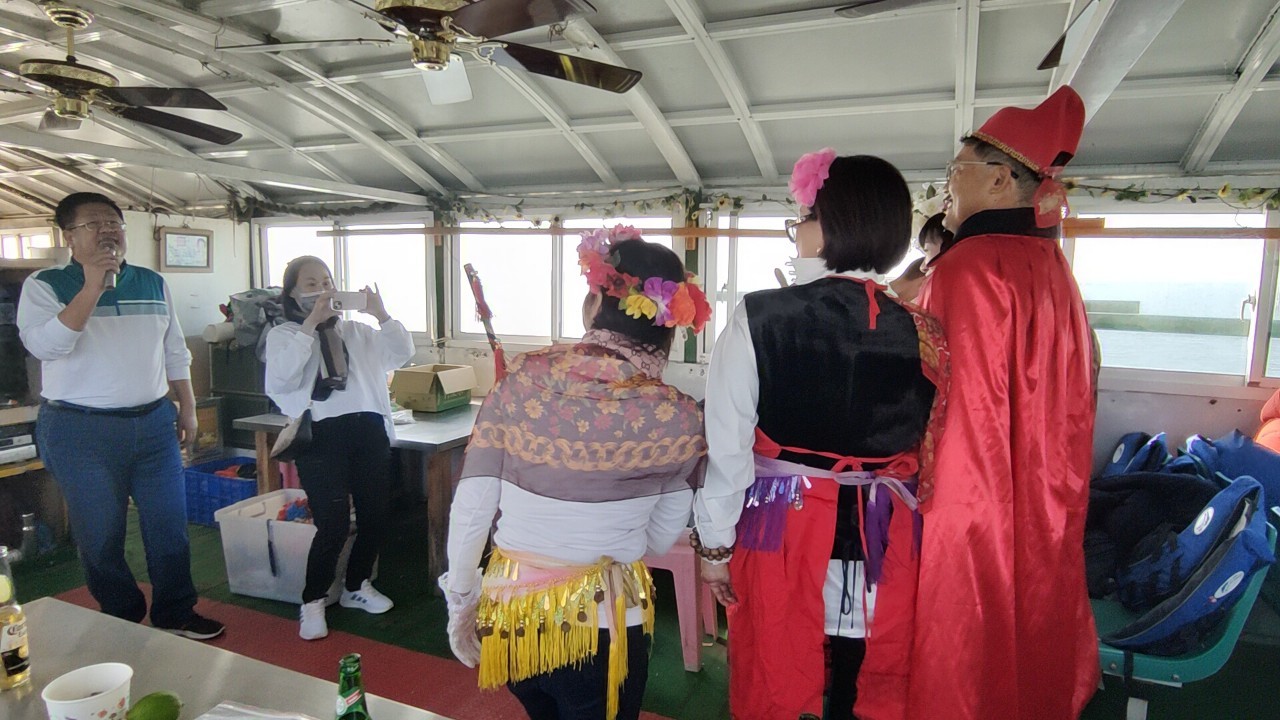 LINE_ALBUM_1111231跨年暨榮團會兩日遊_230213_46
