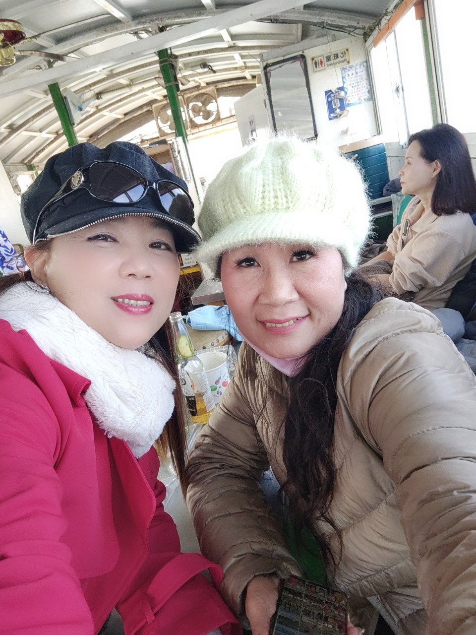 LINE_ALBUM_1111231跨年暨榮團會兩日遊_230213_68