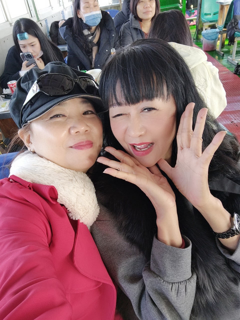 LINE_ALBUM_1111231跨年暨榮團會兩日遊_230213_69
